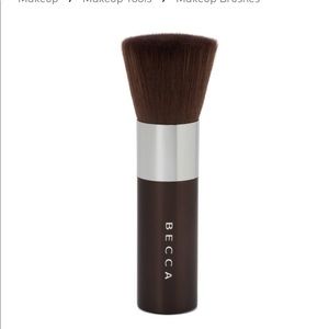 Brand New, Becc Cosmetics kabuki brush